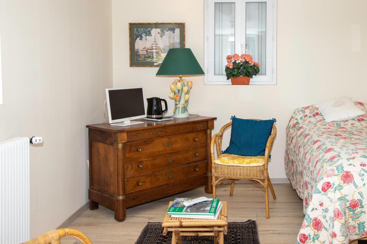Villa Marguerite 65 Rue Legout Lesage 76260 Ponts Et Marais Esterno foto